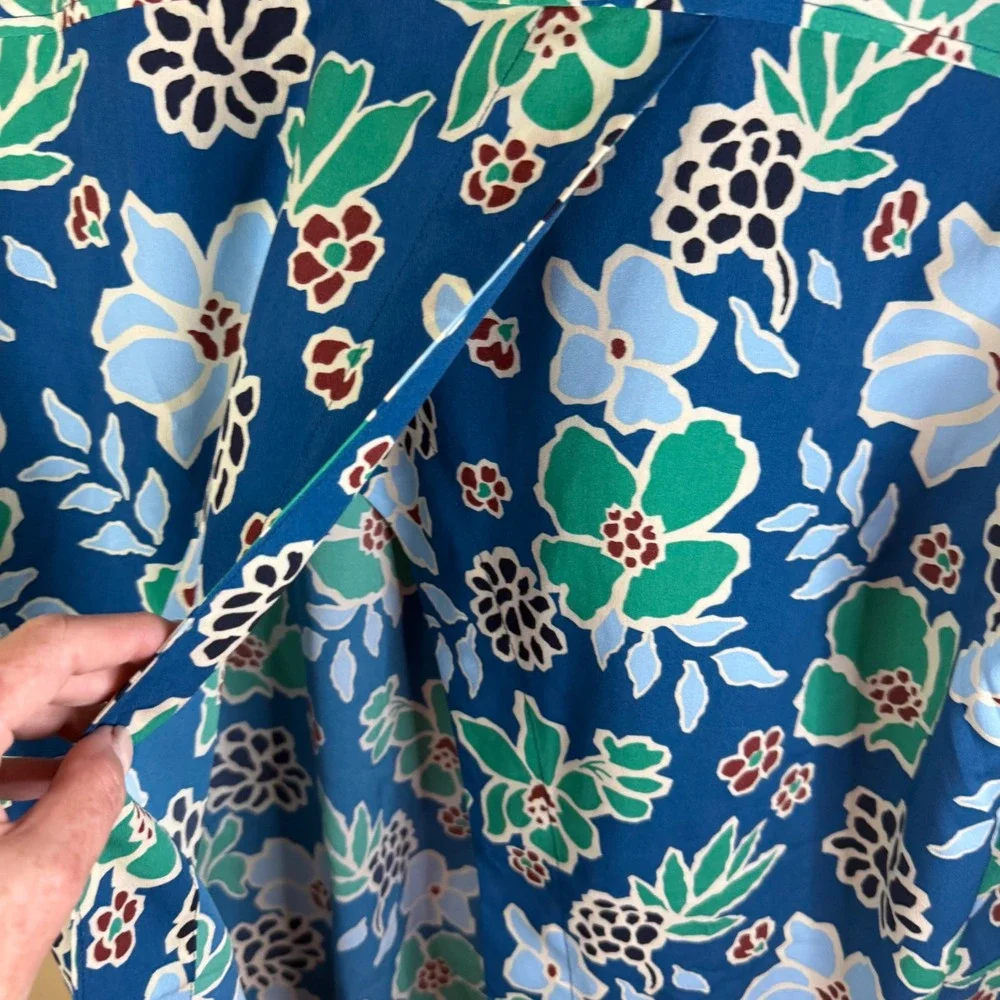 Banana Republic vibrant banana